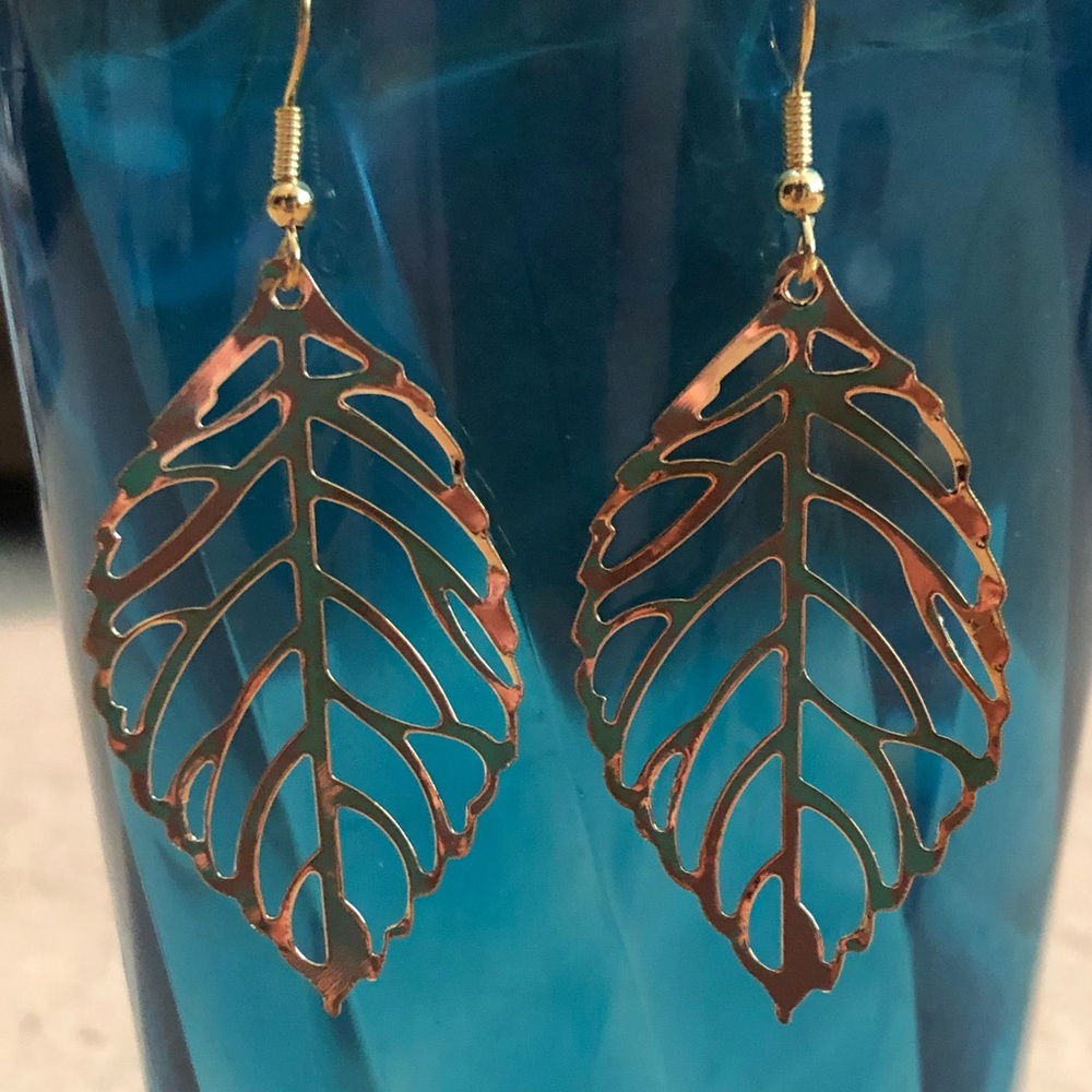 Gold filigree earrings
